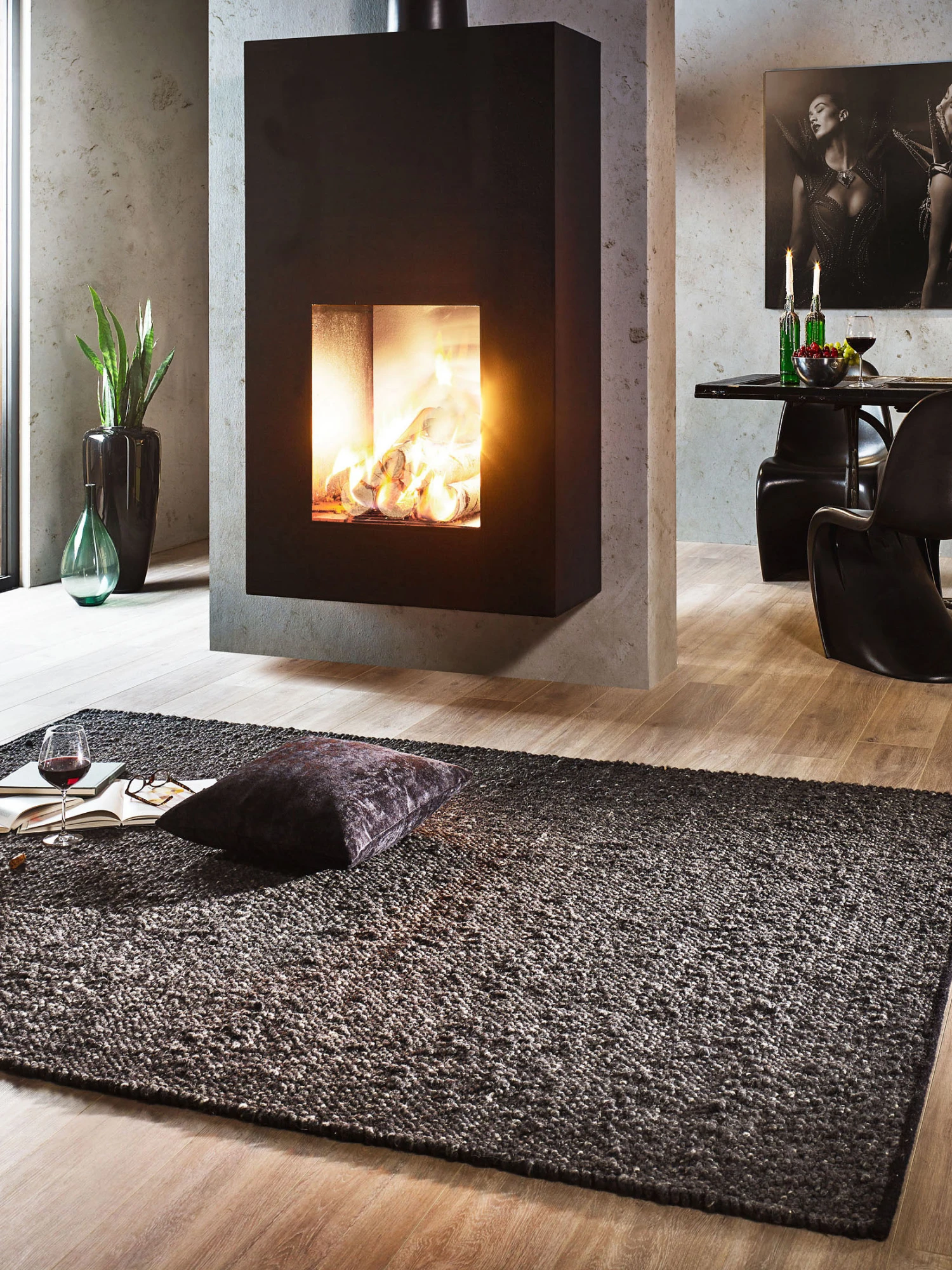 Woll-Teppich, Black 1 Woll-Teppich, Black