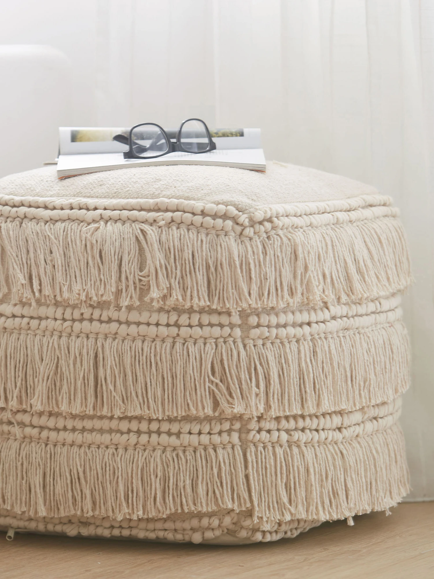 Pouf, Offwhite 1 Pouf, Offwhite