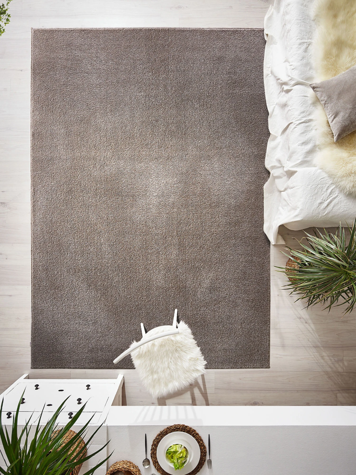 Uni-Teppich, Taupe 1 Uni-Teppich, Taupe