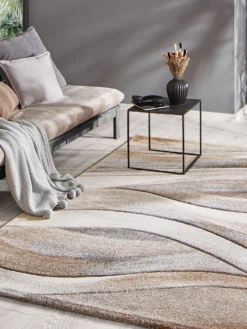 Moderner Teppich, Mandel