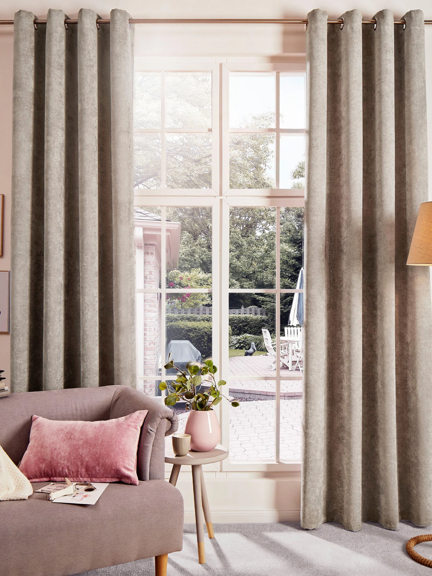 Ösenschal, Wolle 1 Ösenschal, Wolle