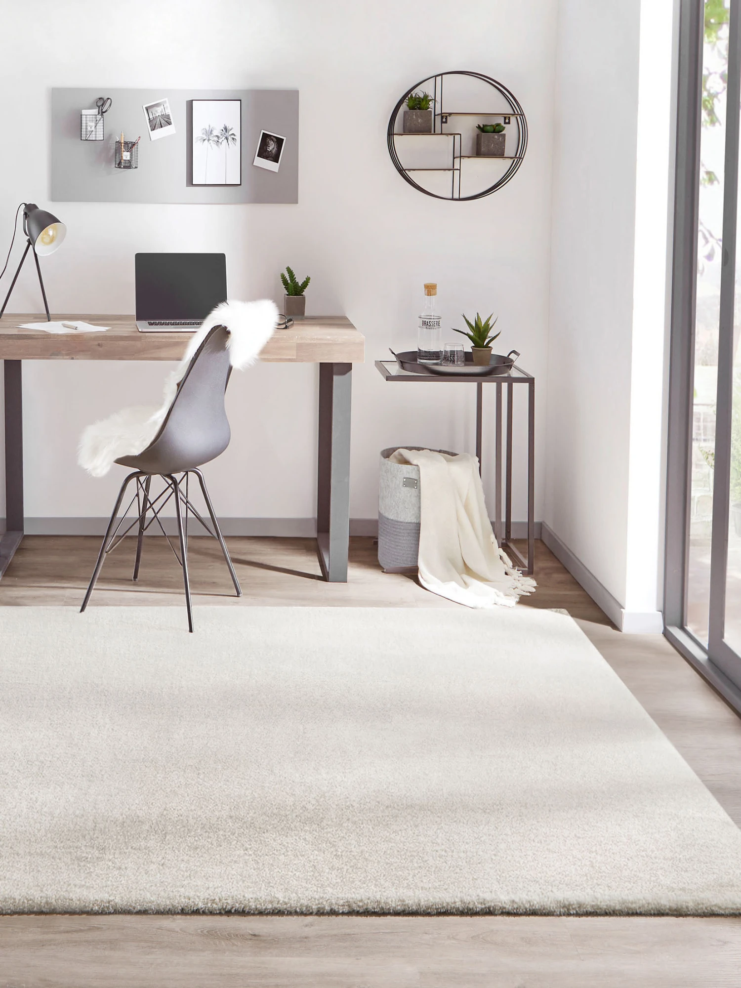 Hochflor-Teppich, Weiss 1 Hochflor-Teppich, Weiss