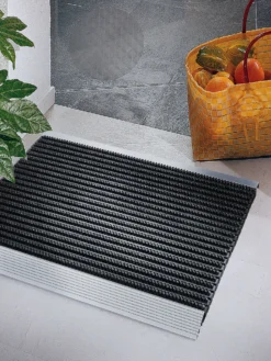 Fußmatte, Dunkelgrau